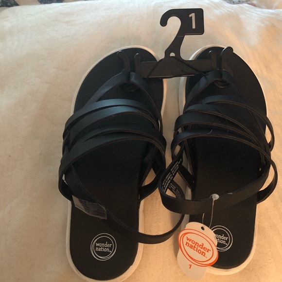 Girls sandals - Picture 3 of 5